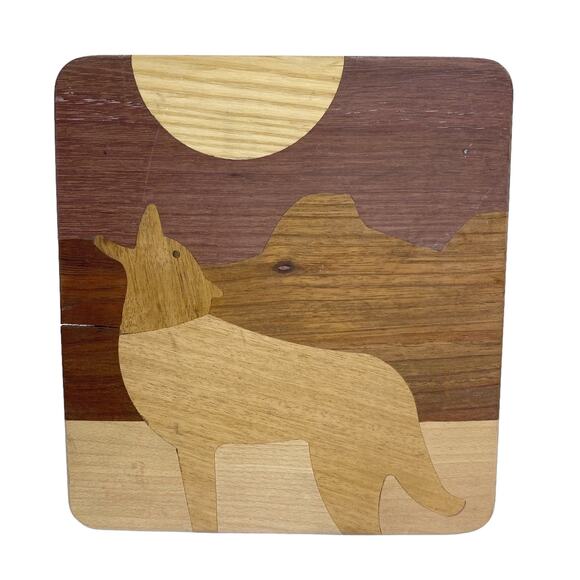 Vintage Coyote Howling Moon Square Decorative Art Inlay Wood Cutting Board
